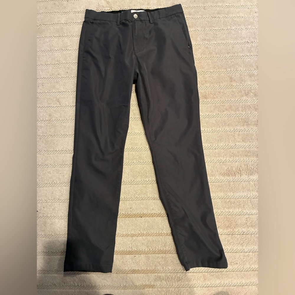 Old Navy Ultimate Tech Slim Pants - Black